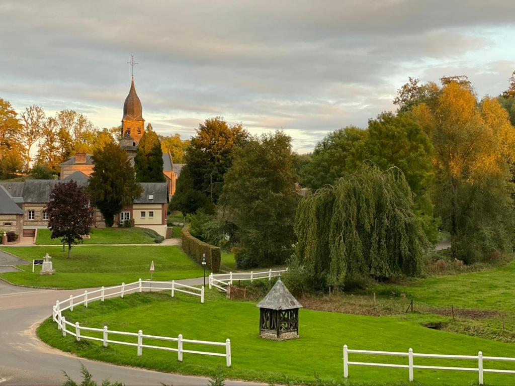Stunning 5 Bedroom French Manor House, Normandy Beaunay Екстериор снимка