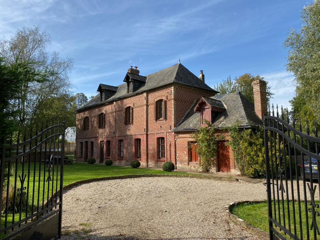 Stunning 5 Bedroom French Manor House, Normandy Beaunay Екстериор снимка